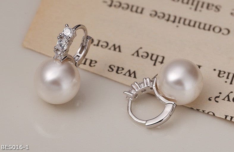 Shell beads hoop earrings - 10mm/12mm pearl
