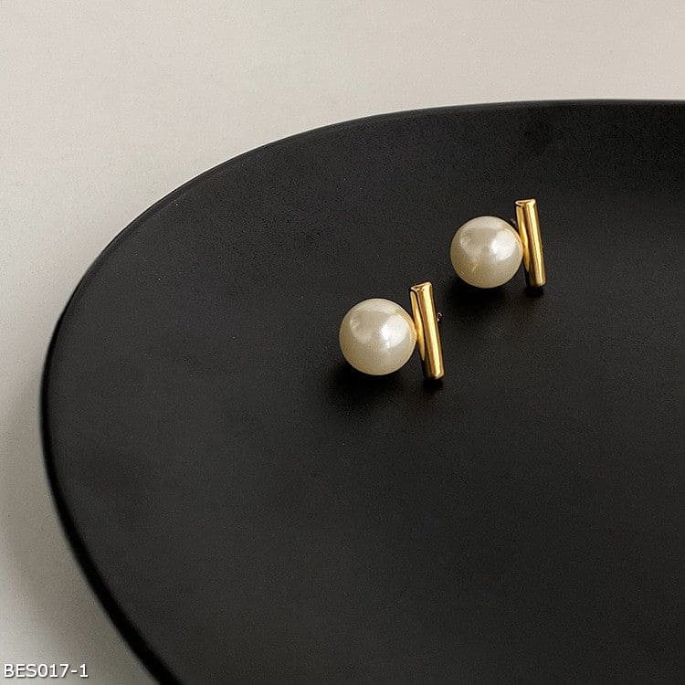 Minimalist geometric niche design pearl earrings