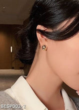 Mini vintage stud earrings