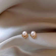 Delicate stud earrings