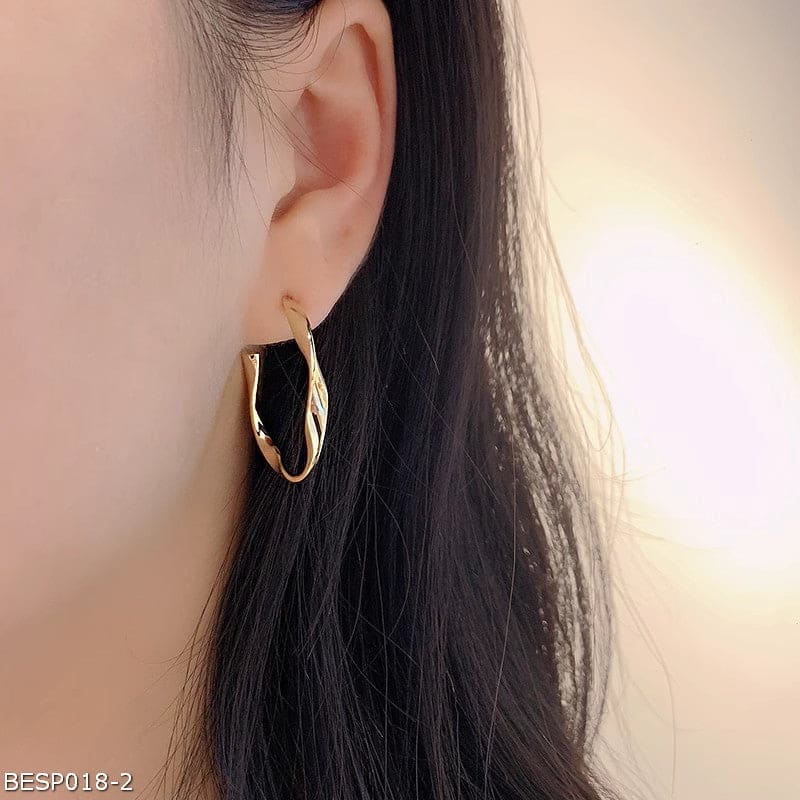 Mobius C-shaped  earrings