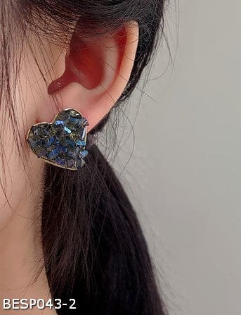 Elegant gray blue crushed diamond love earrings