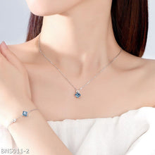 Austrian crystal summer evening star necklace