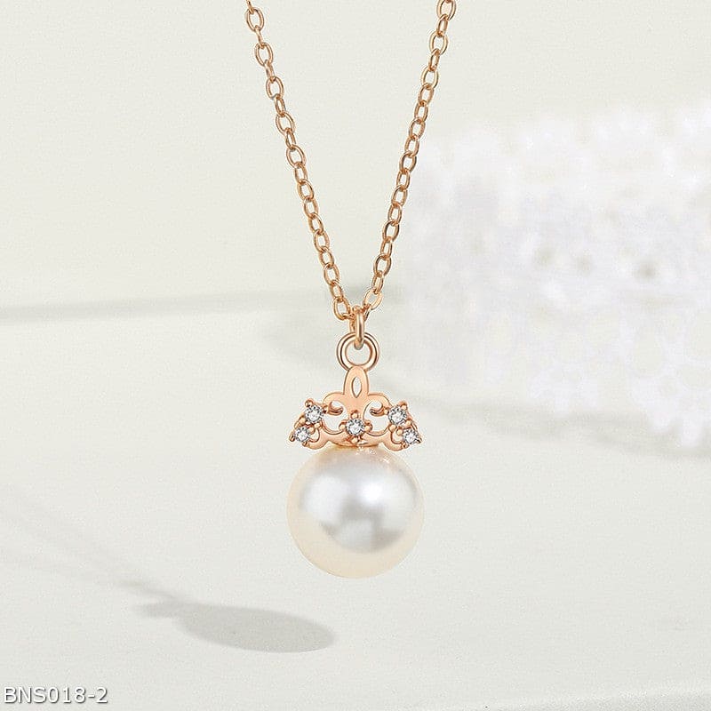 Iris crown pearl pendant Necklace
