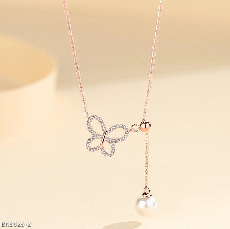 Microset butterfly pearl necklace