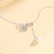 Microset butterfly pearl necklace