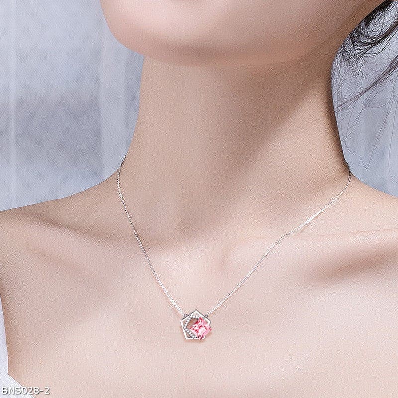 Light luxury Austrian geometric crystar necklace