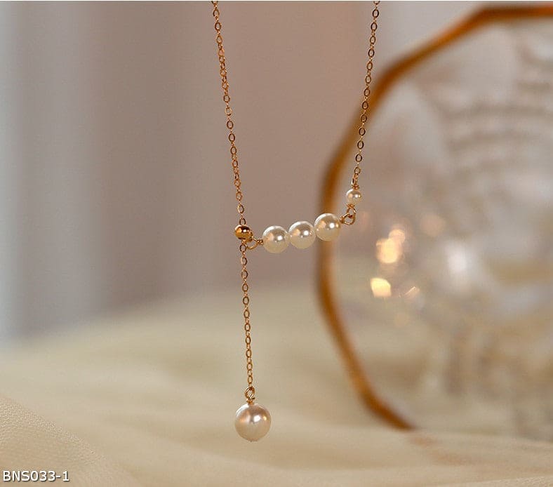 Minimalist nitch design pearl necklace