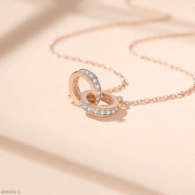 Interlocking Amour necklace