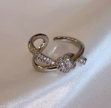 Stylish knotted zircon open ring