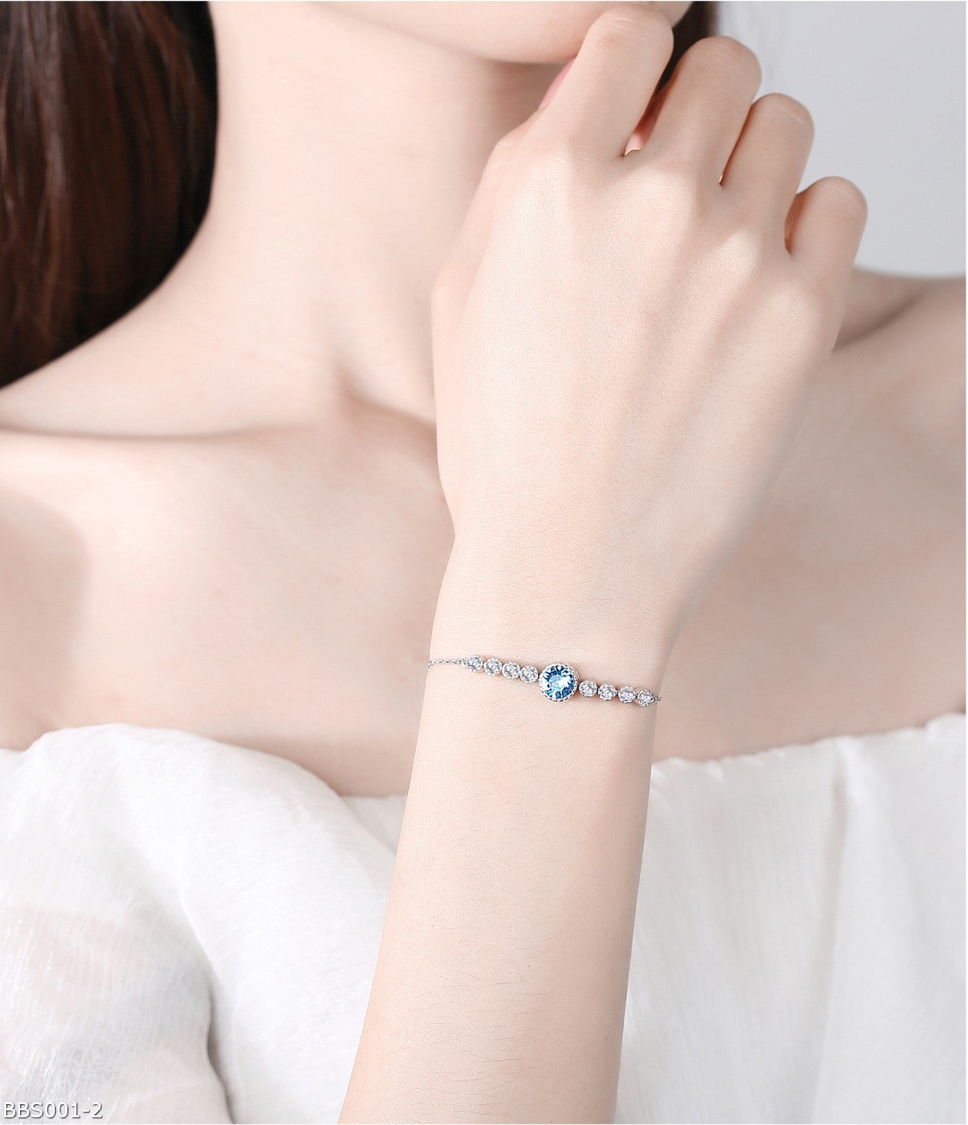 Crystal ocean heart bracelet